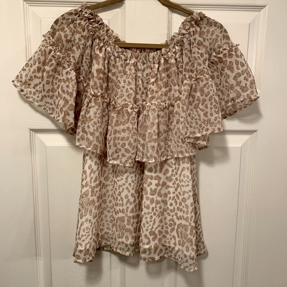 Ivy & Leo Arms Wide Open Top - Picture 3 of 3